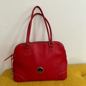 NWOT Large Dooney & Bourke red satchel purse with 2 inserts inside 🍀🍀